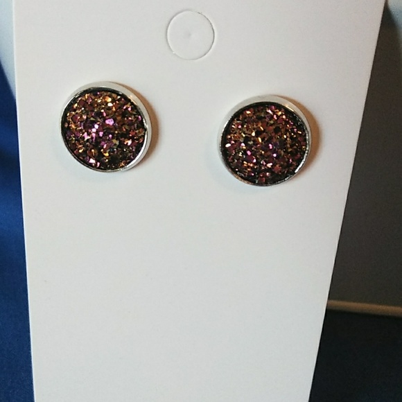 Handmade silver rosegold stud earrings - Picture 1 of 3